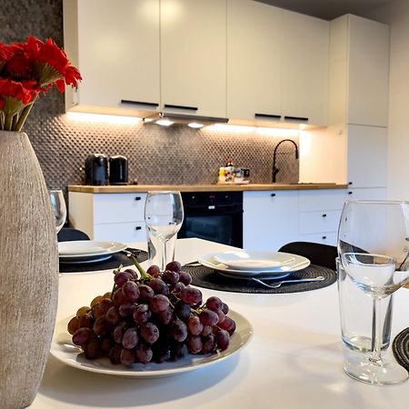 Urban Apartments Premium No 3, Free Private Parking, Self Check-In Chorzów Esterno foto