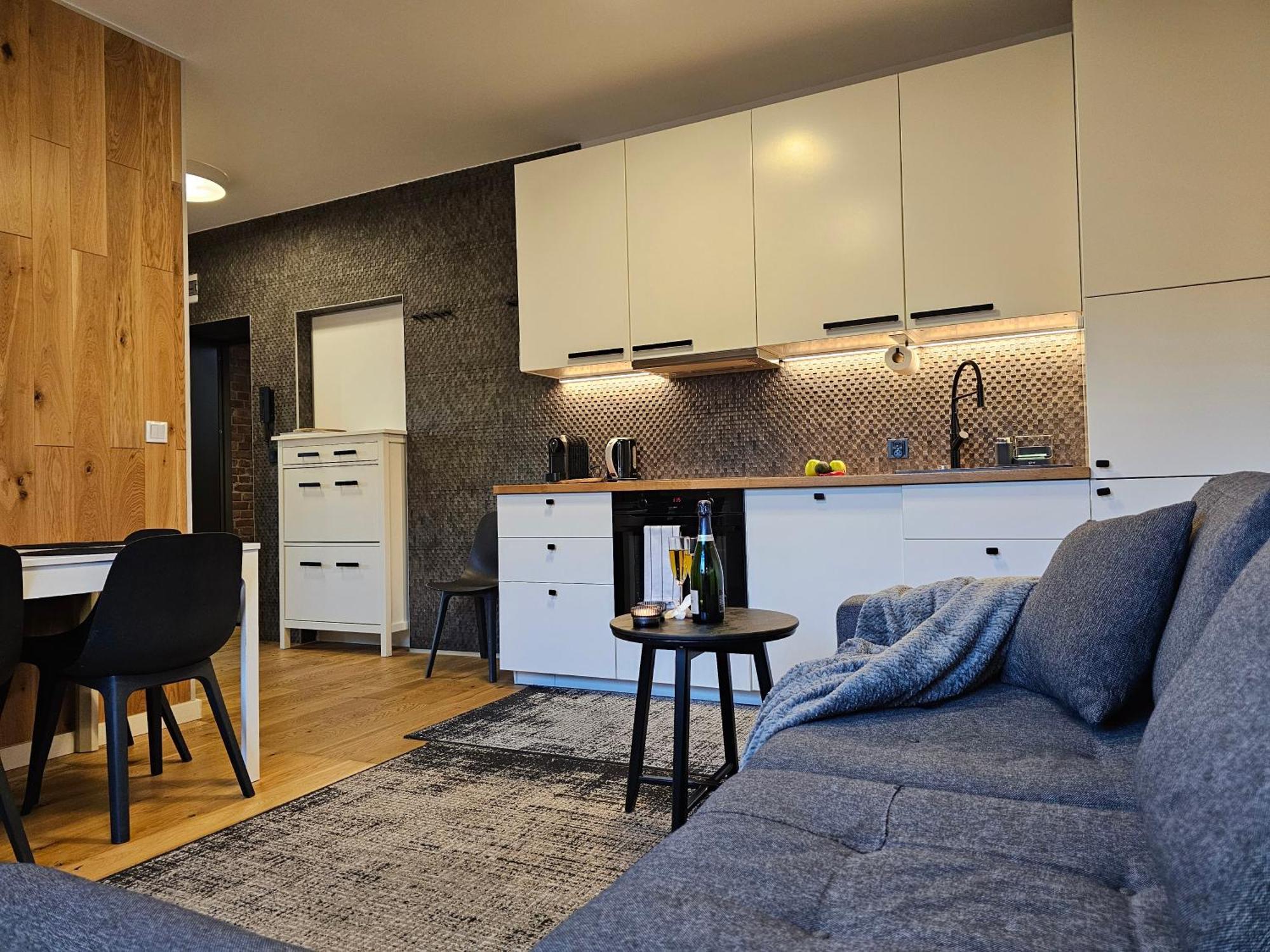 Urban Apartments Premium No 3, Free Private Parking, Self Check-In Chorzów Esterno foto