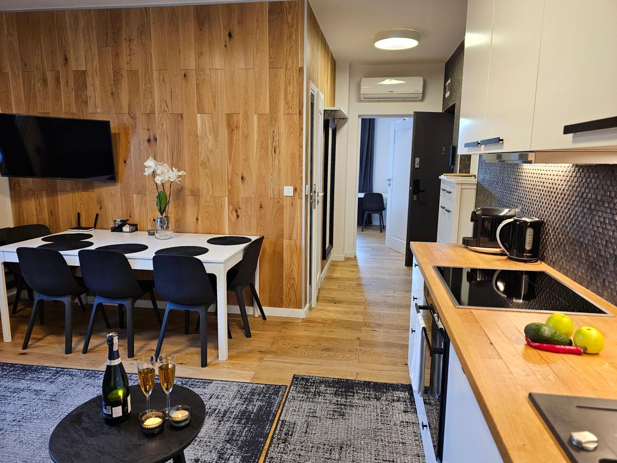Urban Apartments Premium No 3, Free Private Parking, Self Check-In Chorzów Esterno foto