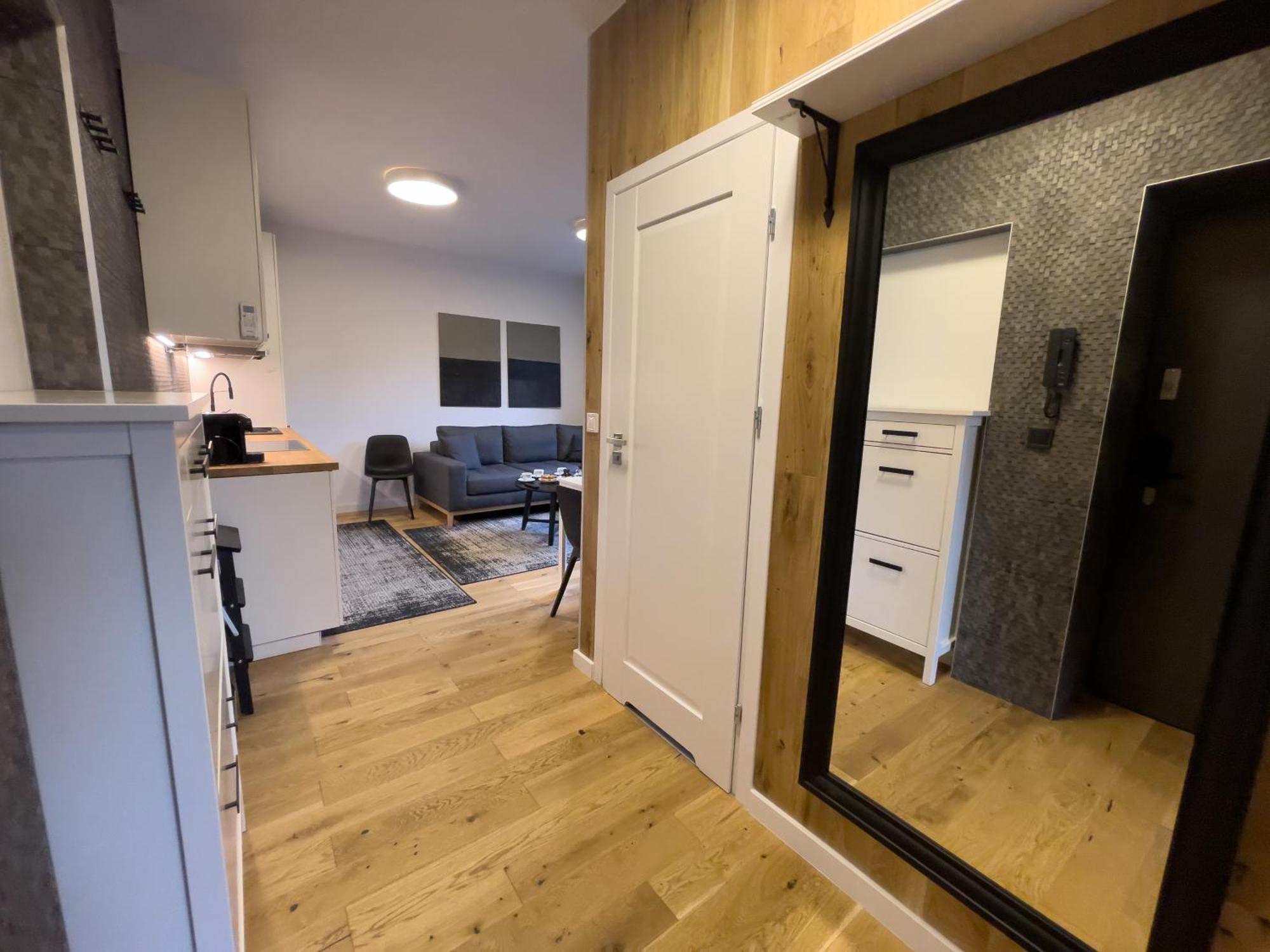Urban Apartments Premium No 3, Free Private Parking, Self Check-In Chorzów Esterno foto